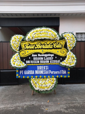 Papan Bunga Duka di Nusu